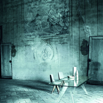 Alister Table