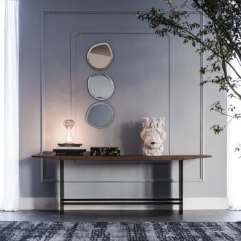 Trevi Console