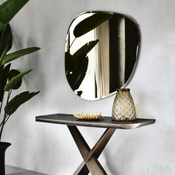Terminal Console Wood