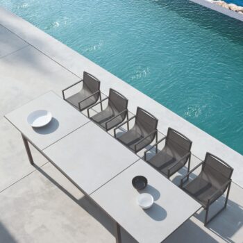 Luna Extendable Table