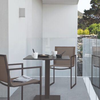 Latona Chair