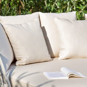 Ria Daybed