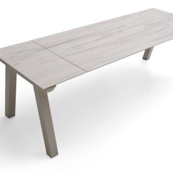 Nordic Plus Dining Table