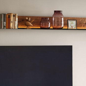 Yoris Shelf