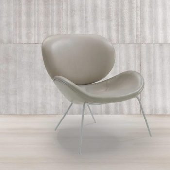 Uchiwa Chair