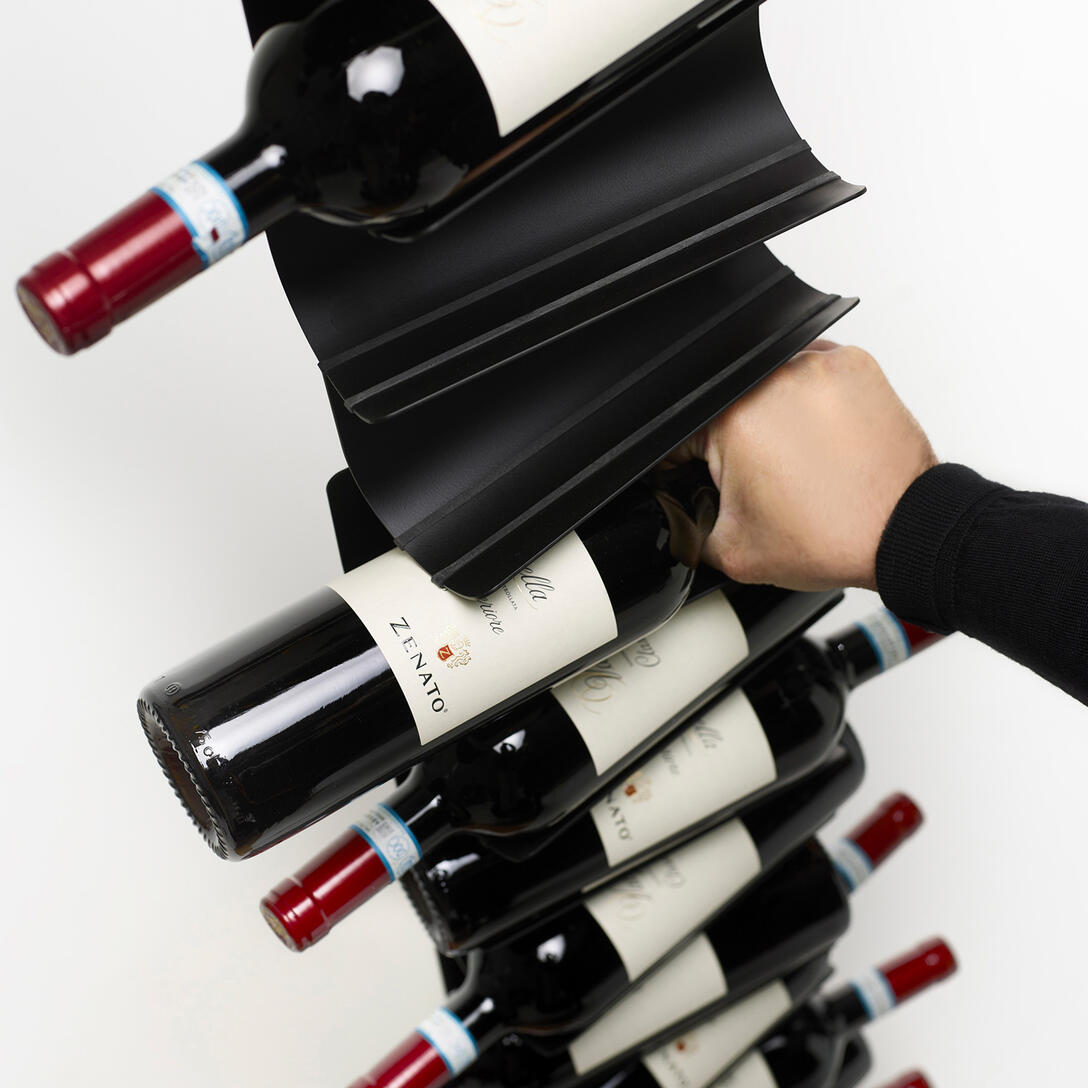 Ptolomeo Vino - Freestanding.